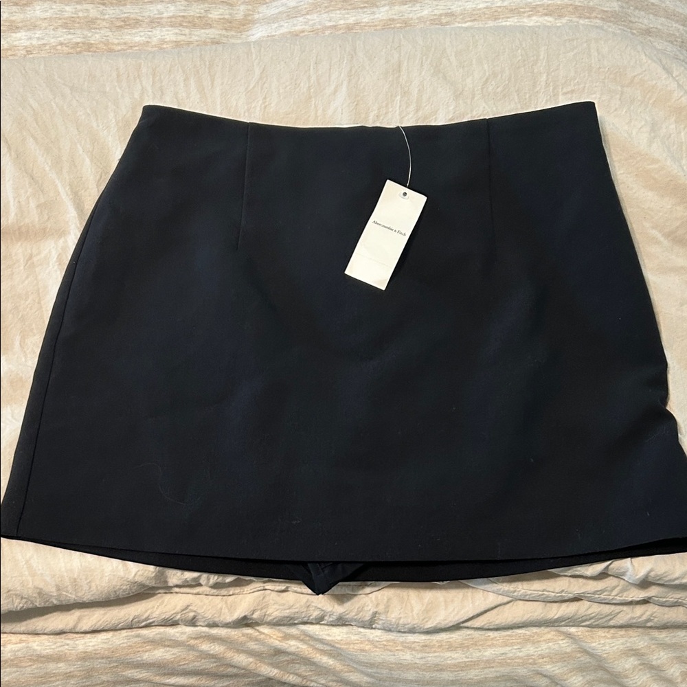 Abercrombie Black Mini Skort
